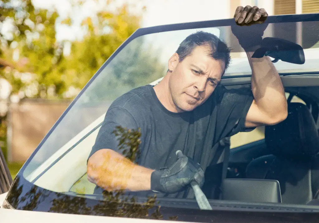 benefits-of-OEM-vs-aftermarket-glass