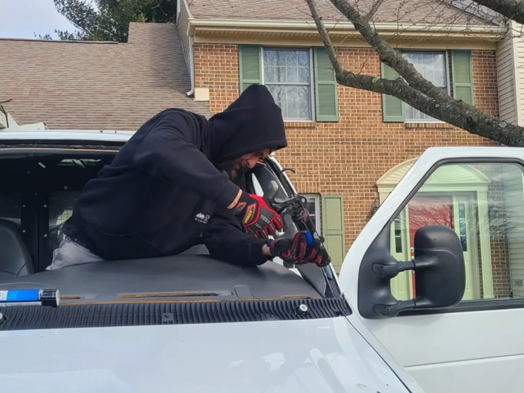 Heavy Equipment & Fleet Vehicle Glass Replacement